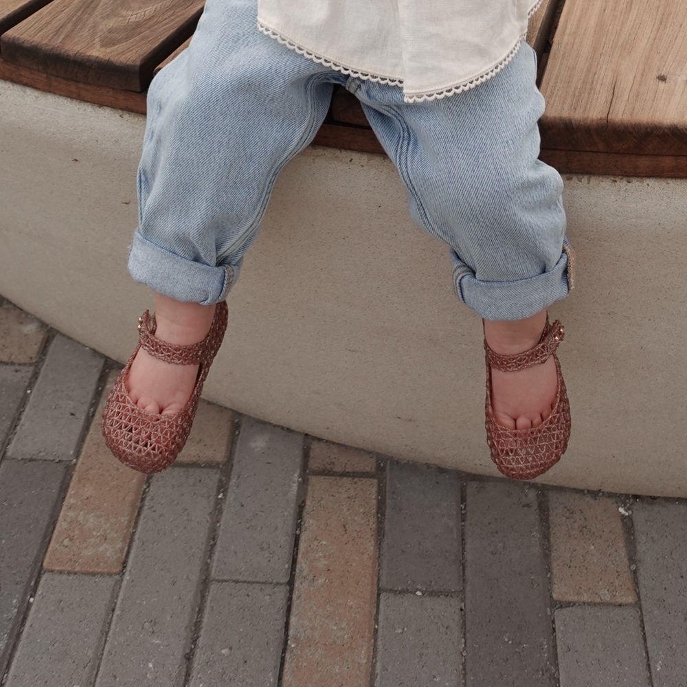 Mini Melissa Campana Rose Glitter Shoes - Picture 5 of 7
